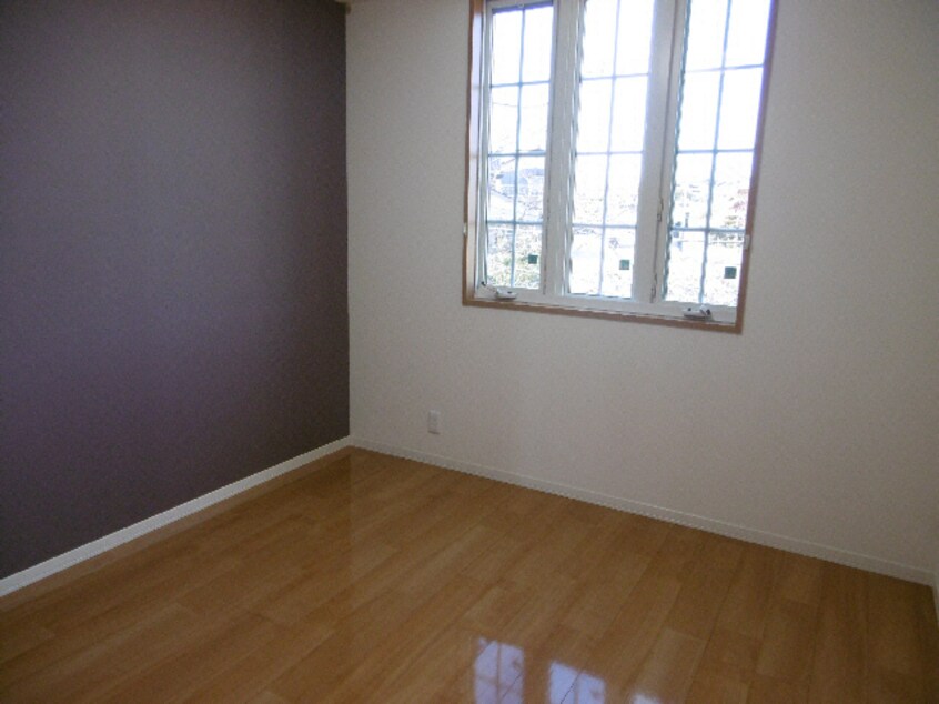  メゾン　グリーンガーネット