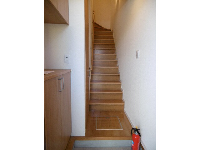  メゾン　グリーンガーネット