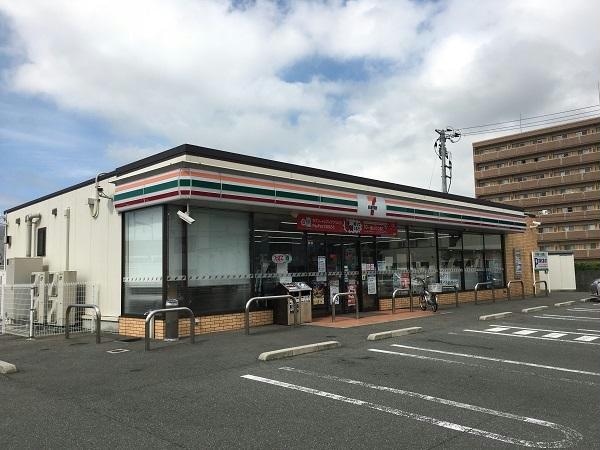 セブンイレブン山口小郡昭和通り店(コンビニ)まで448m アルテール小郡