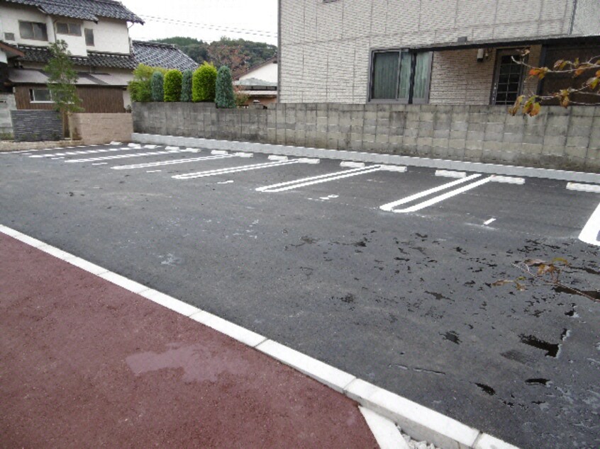  シャーメゾン小郡新町