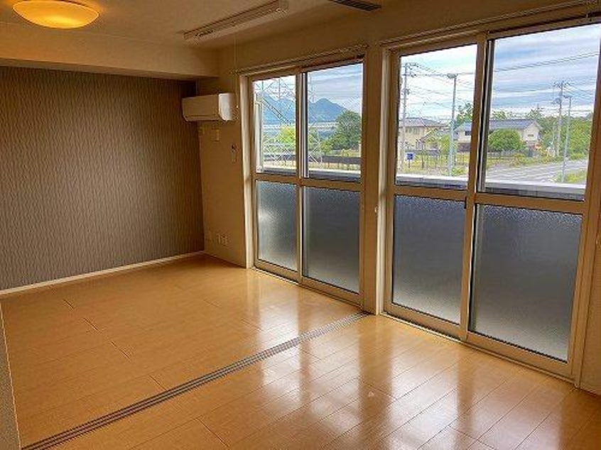  ウィルコート小郡給領町　Ｂ棟