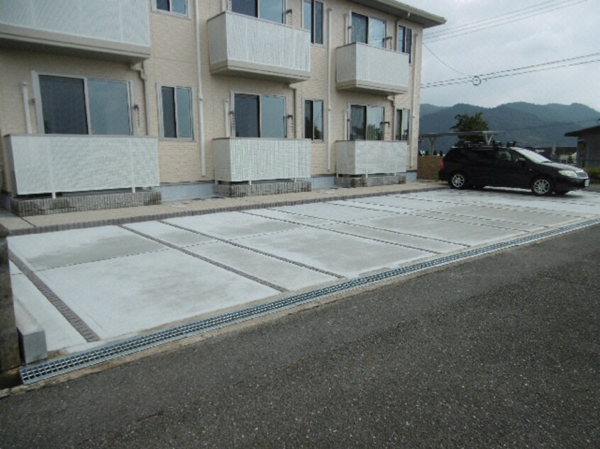 ヒルハイツ山手上