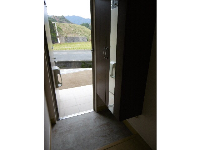 玄関（201） サン　クレスト