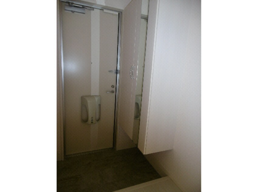 玄関（105） サン　クレスト