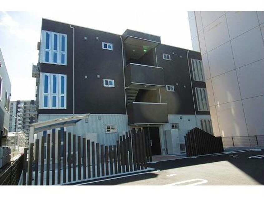  クレアンジュ　B