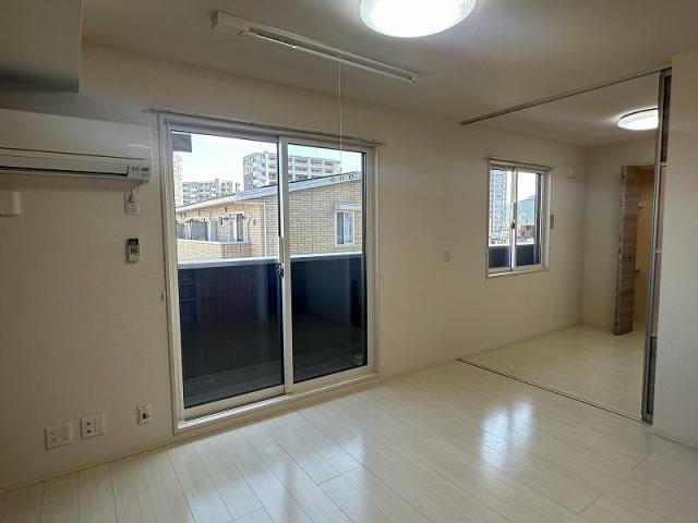  クレアンジュ　B