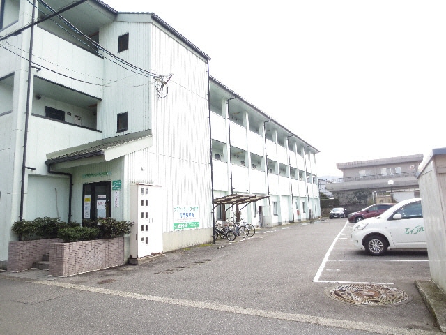  グランドグレース十日市