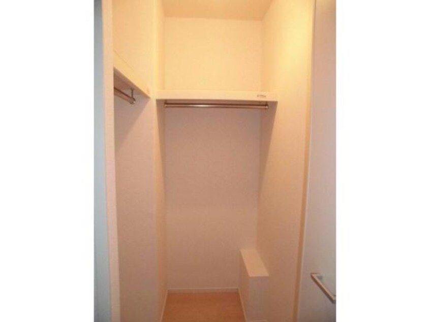  イーストマージュＢ