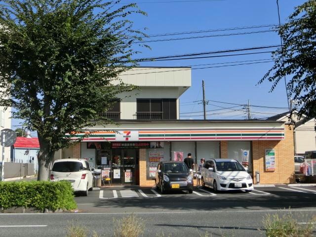 セブンイレブン坂戸片柳店(コンビニ)まで493m ハイツリバーサイド