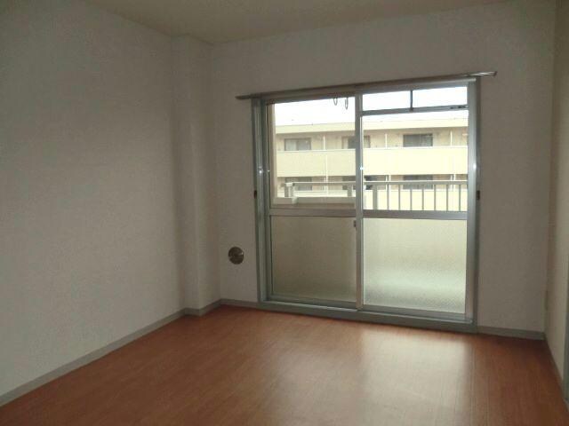 洋室 キャステルマンション仲町