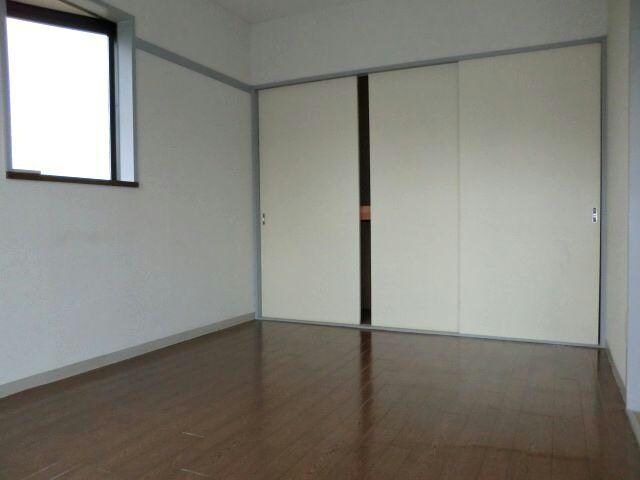 洋室 キャステルマンション仲町