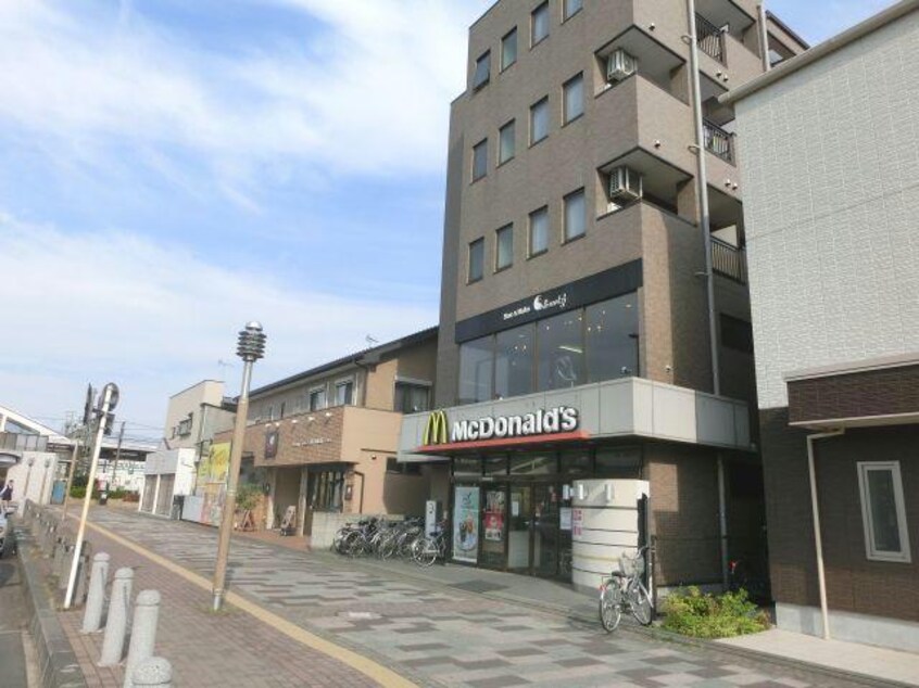 マクドナルド高坂駅前店(その他飲食（ファミレスなど）)まで368m ハイムレグルス