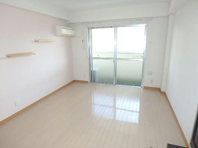 室内 キャンパスビレッジ高坂