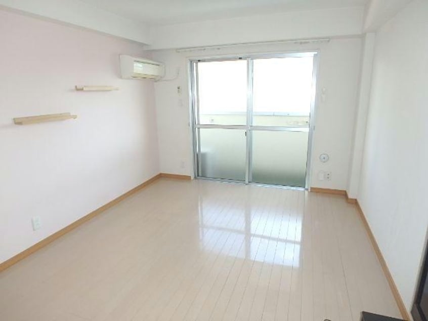 室内 キャンパスビレッジ高坂