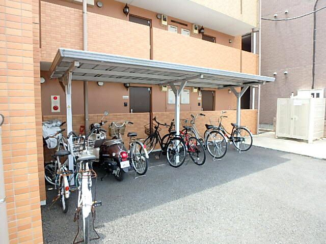  ラ・フォート芦山