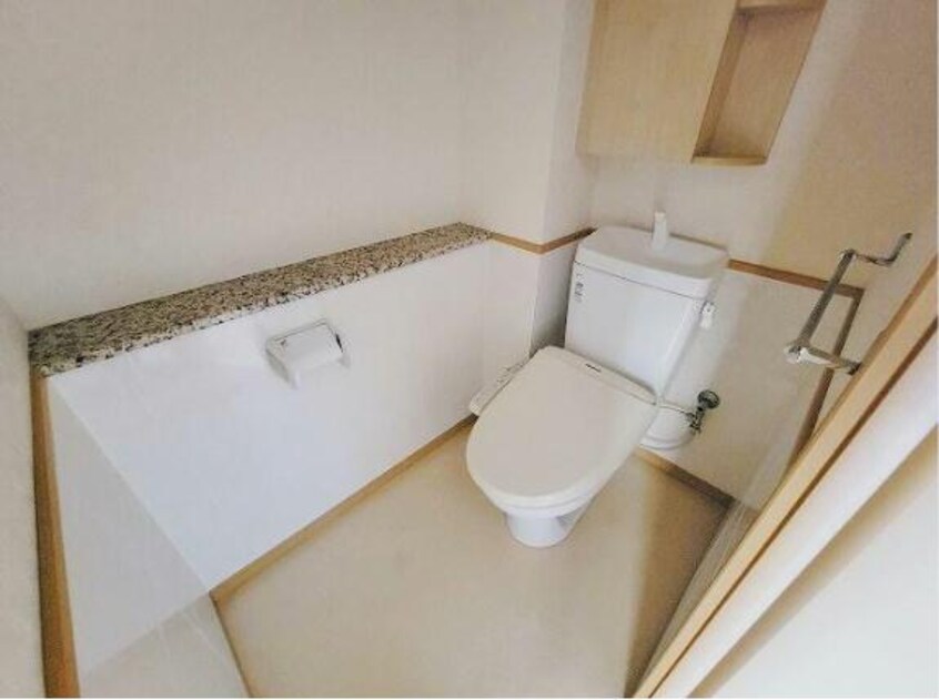  ラ・フォート芦山