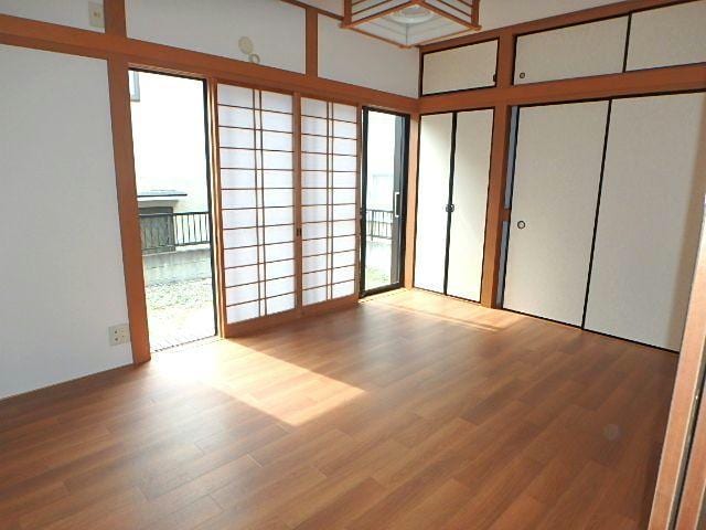 1階　洋室 二俣尾三丁目戸建