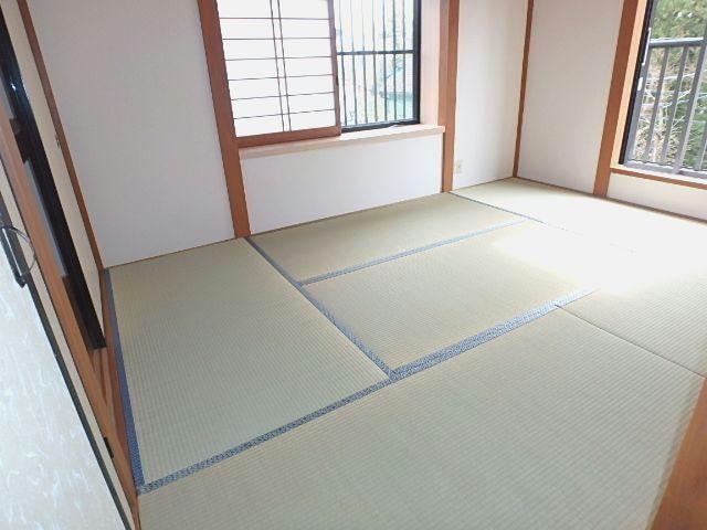 2階　和室 二俣尾三丁目戸建