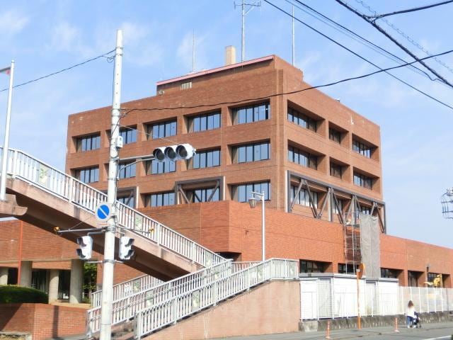毛呂山町役場(役所)まで1604m クレッセント毛呂山