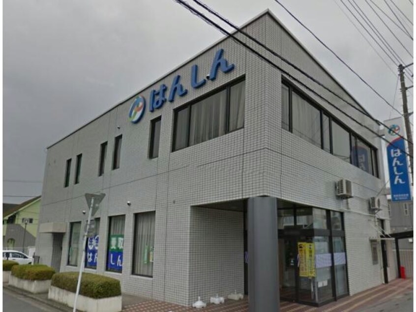 飯能信用金庫鶴ヶ島支店(銀行)まで465m ルミエールK