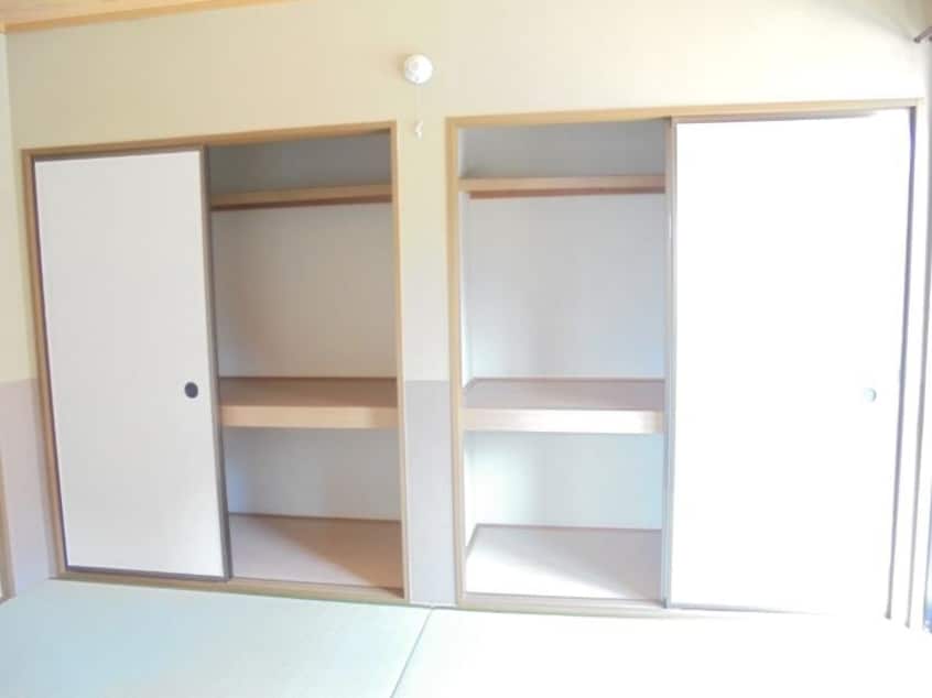 押入 【2026年春入居】ハイカムールシゲモリH