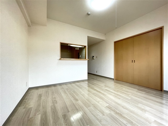 リビング ゴールドクレスト