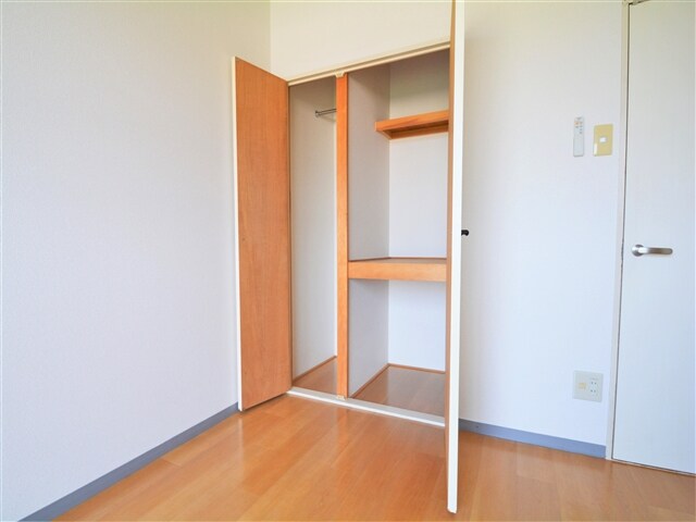 クローゼット ロッキータウン　H棟