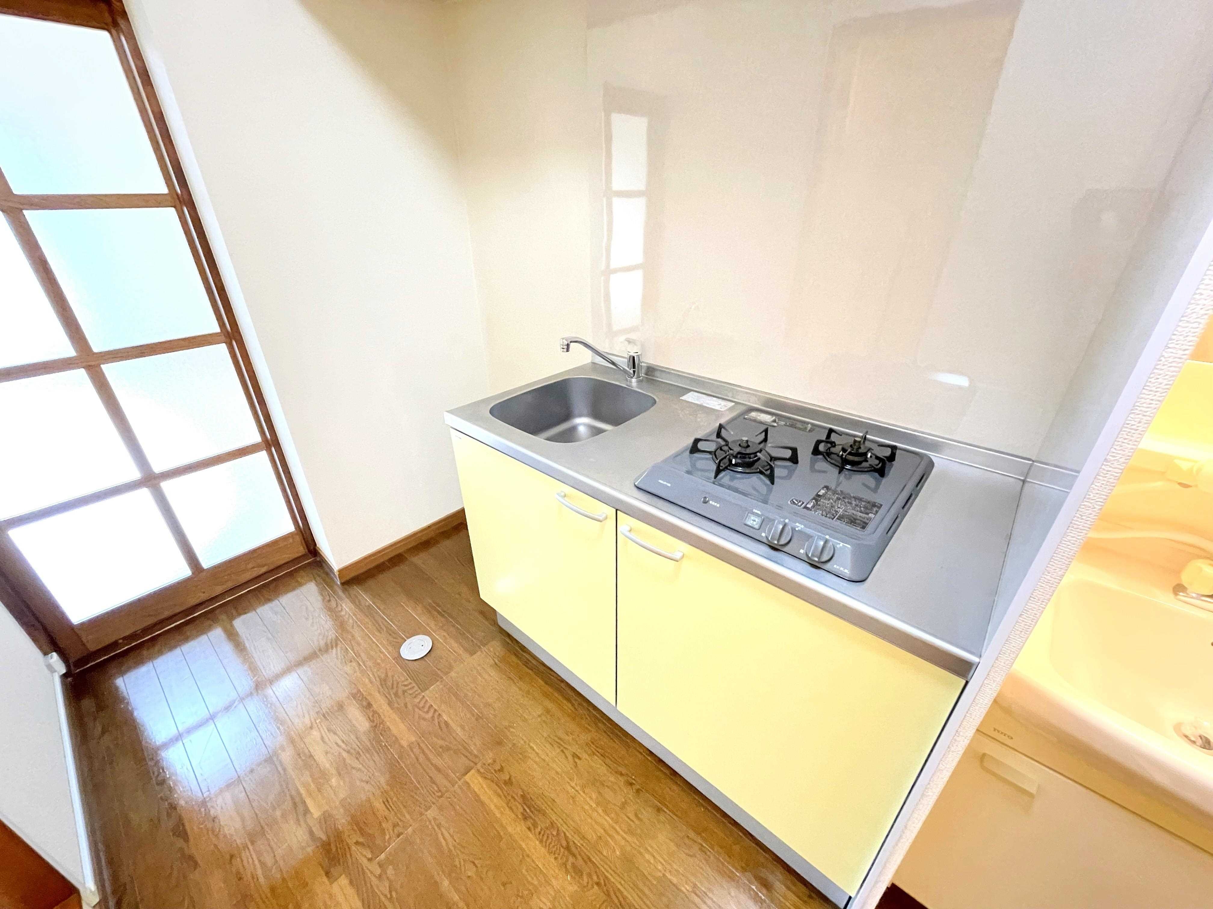 キッチン VERDY中央