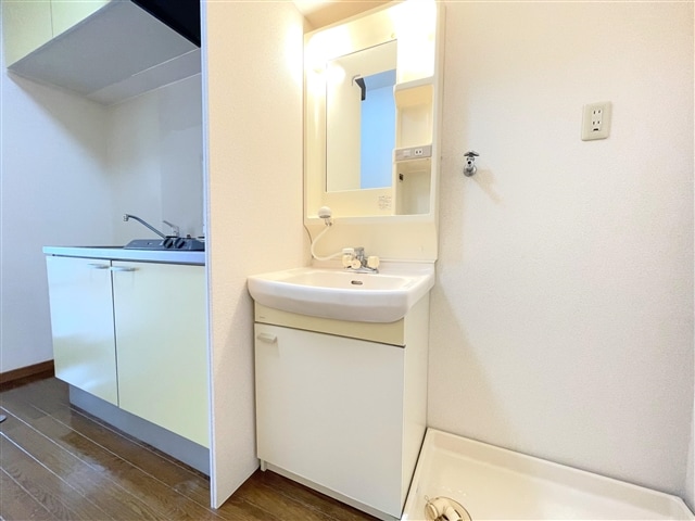 独立洗面台 VERDY中央