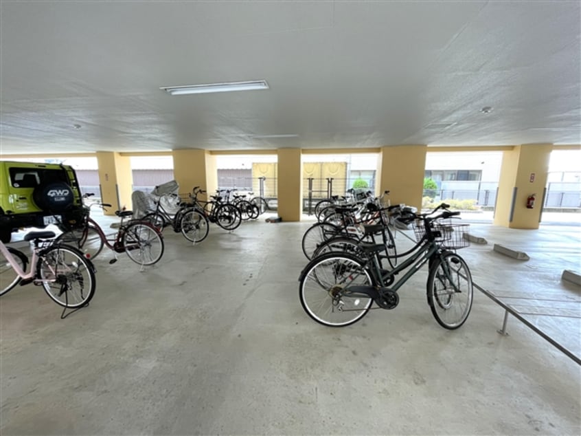 駐輪場 サニーヴェール