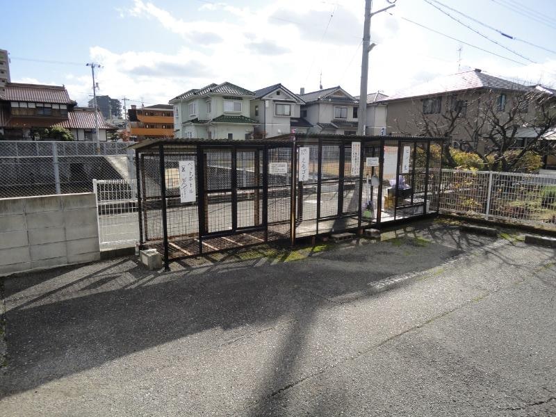 敷地内ゴミステーション リバーサイド福村　II