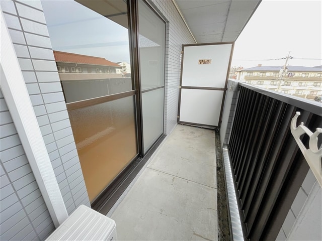 バルコニー リバーサイド福村　II