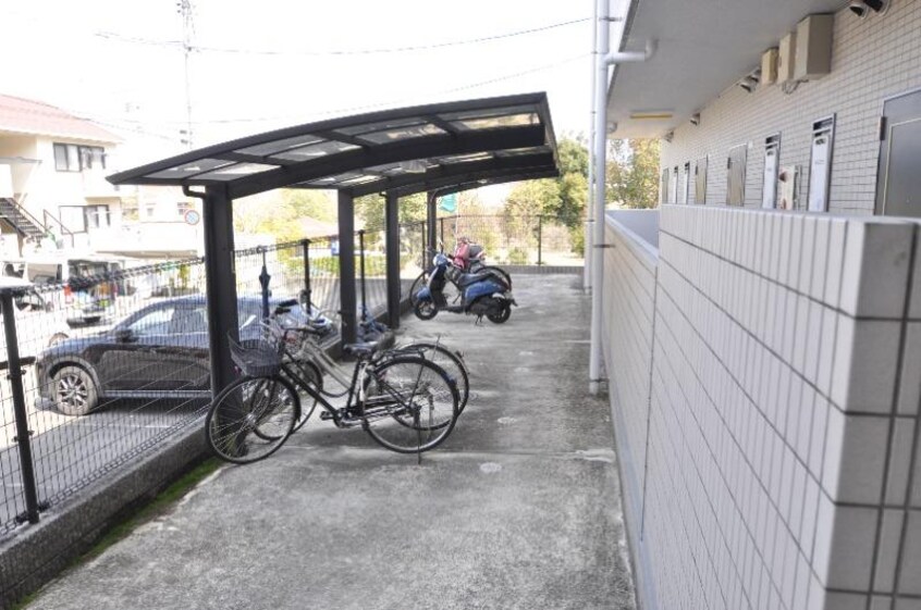 駐輪場 リバーサイド福村　III