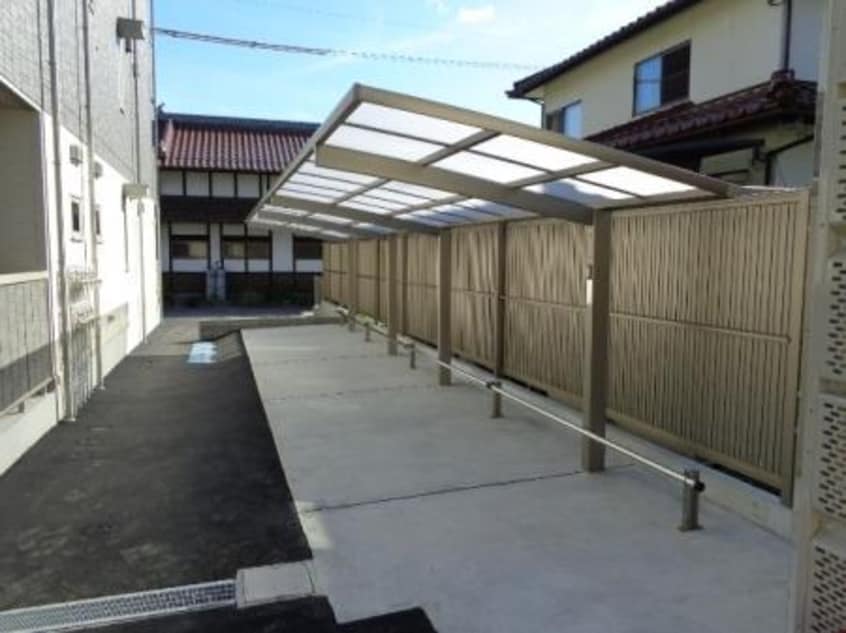 駐輪場 ハイアーク　E