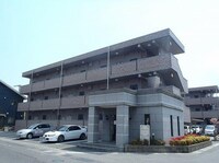 ヴィラ　ルミノーソ　Ａ