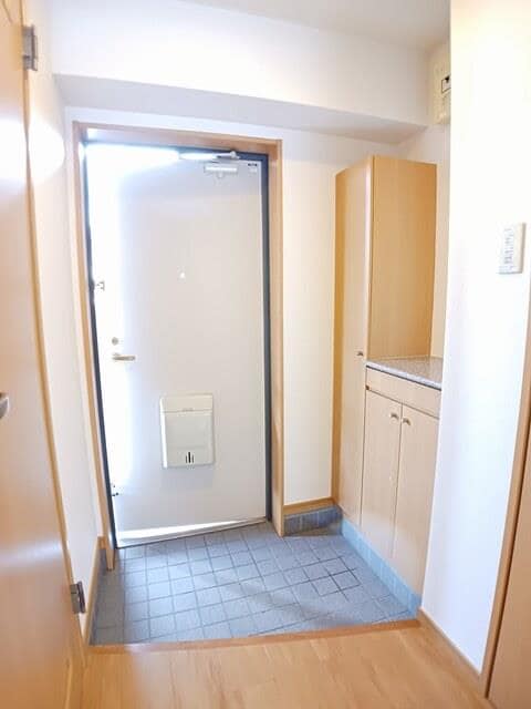  ヴィラ　ルミノーソ　Ａ