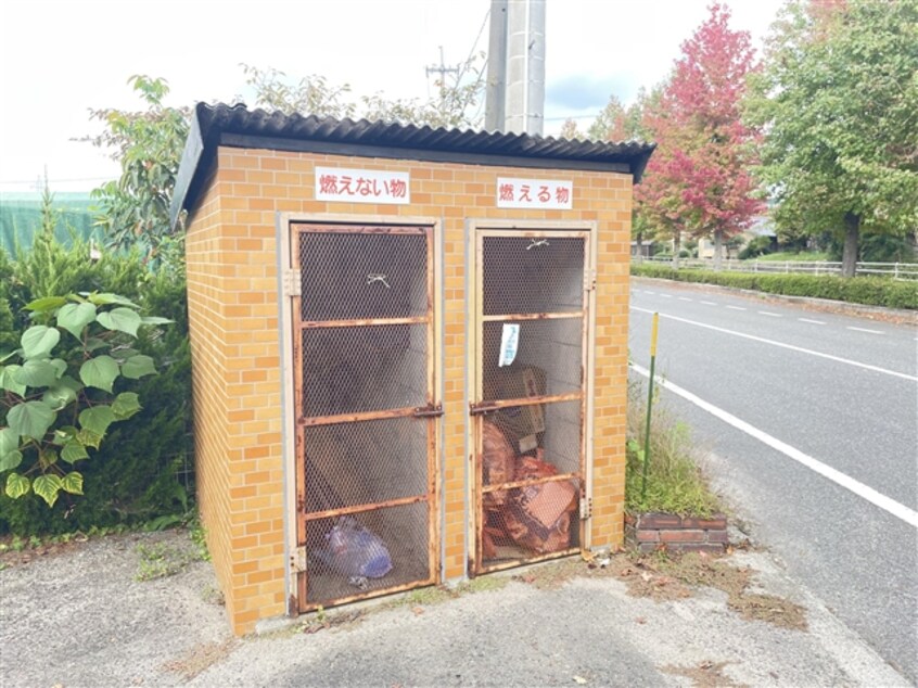 敷地内ゴミ置場 さくらマンション