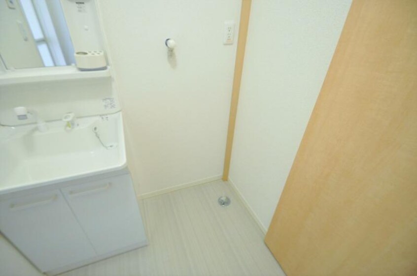 洗濯機置場 ウィステリアメゾン