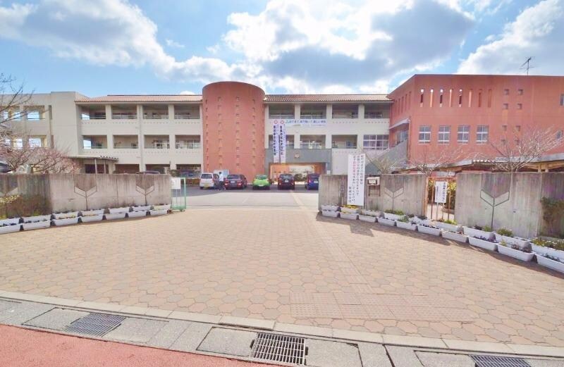 東広島市立黒瀬中学校(中学校/中等教育学校)まで1570m クレルバリュージュ　Ｂ棟