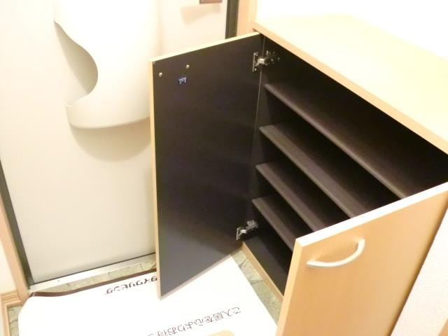 シューズボックス ベルメゾン　B棟