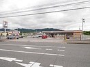 セブン-イレブン 東広島西条下見鴻の巣店(コンビニ)まで3200m プレインコーポＢ