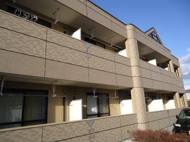 外観写真（昼） サン・フレール