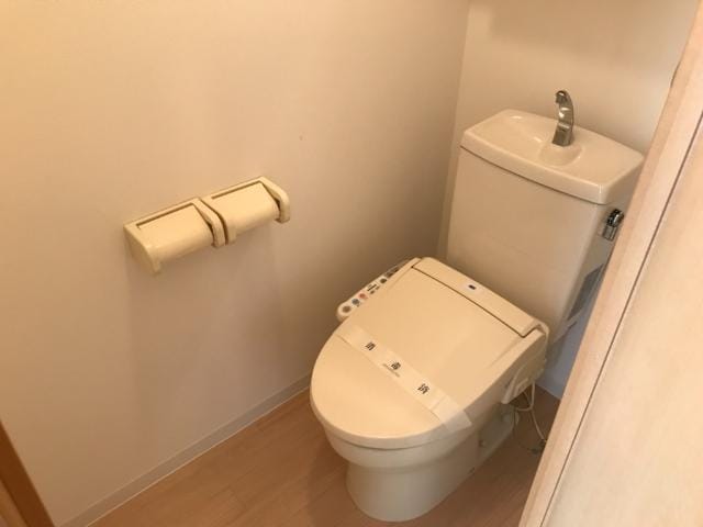 トイレ サン・フレール