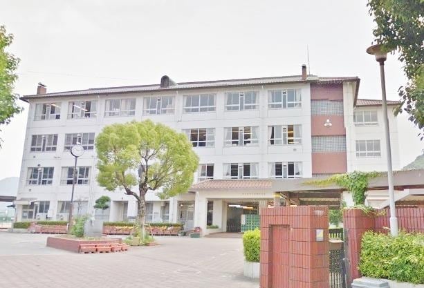 東広島市立 松賀中学校(中学校/中等教育学校)まで3500m ウィステリアカラーズ