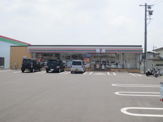 セブン-イレブン 東広島西条下見北店(コンビニ)まで914m カーサ・Sドマーニ