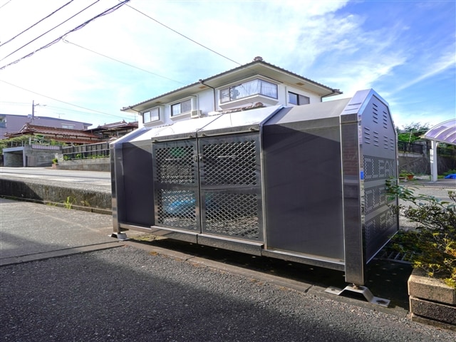 敷地内ゴミステーション グランソーレ