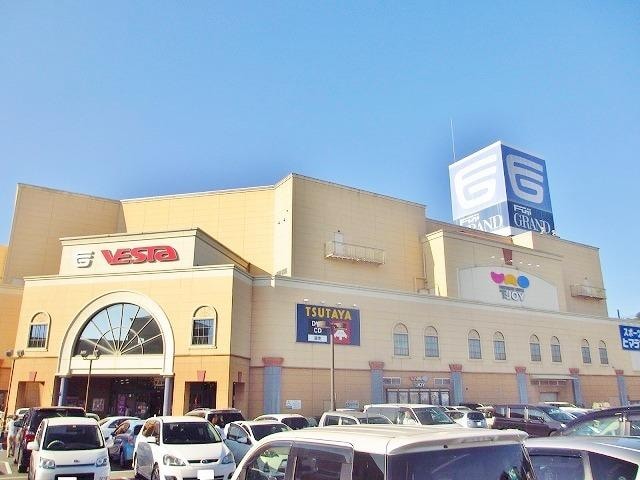 フジグラン 東広島(ショッピングセンター/アウトレットモール)まで1231m ローズ