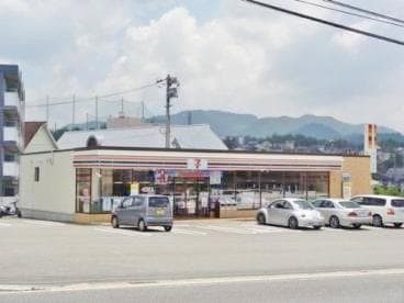 セブン-イレブン 東広島西条東子店(コンビニ)まで861m ブルージュ