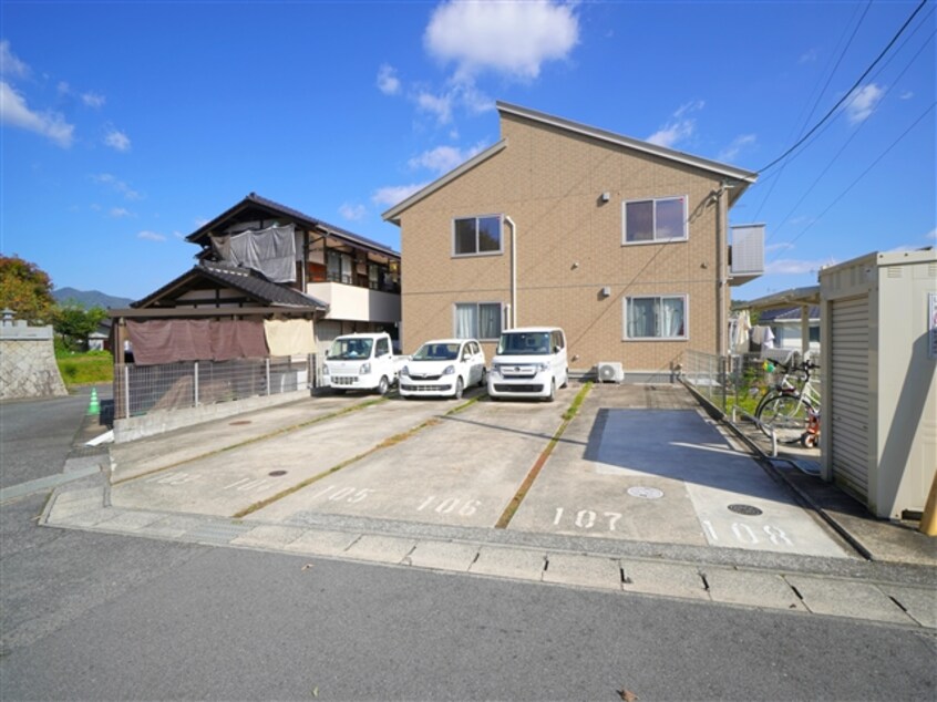 駐車場 メゾンダイ