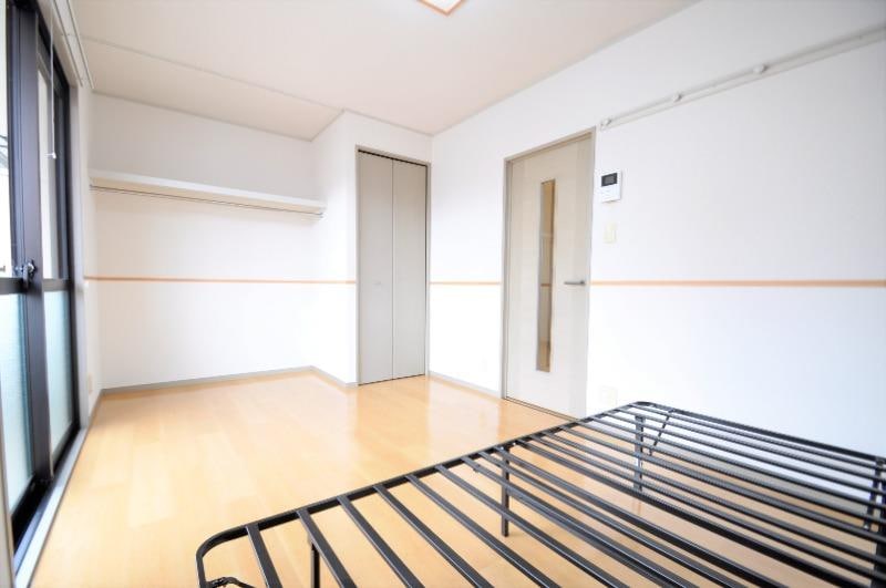 居室（ベッドフレームは付きません） SUN　COURT　L